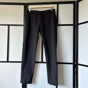 [32x32] Banana Republic Men’s Classic Black Hybrid Trouser